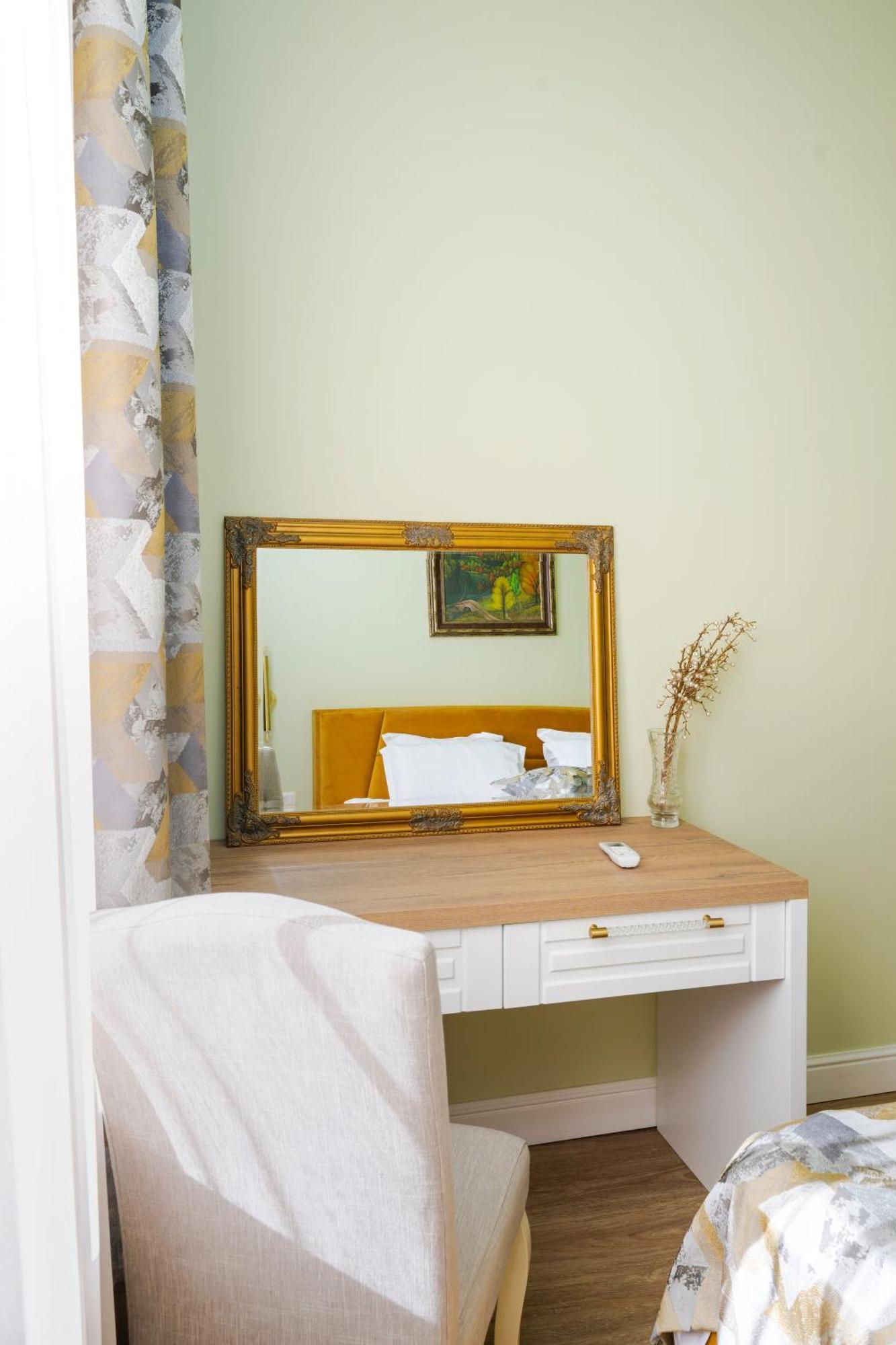 Urban Charm & Comfort - Chic 2Bd In Prime Location By Flat Mаnager Sofia Eksteriør billede